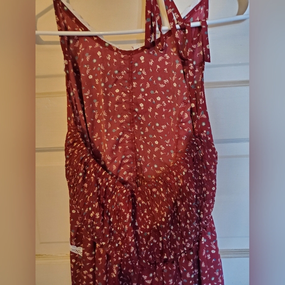 Cottagecore Floral Halter Dress - Picture 8 of 8